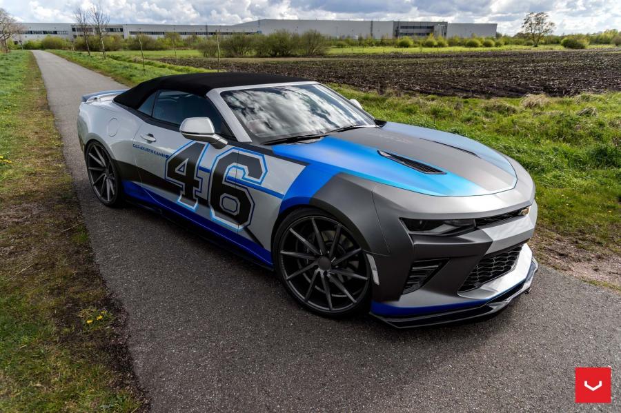  Chevrolet Camaro SS Convertible on Vossen Wheels (CVT) 2017 года  (фото 3 из 20)